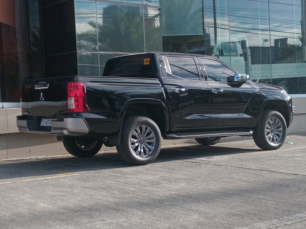 2021 Mitsubishi Triton 2.4 VGT Athlete